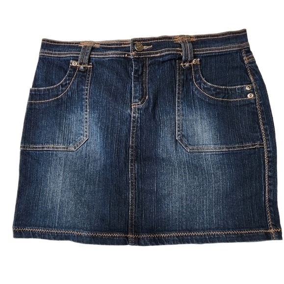 DAISY Fuentes Denim Skirt - Picture 1 of 6